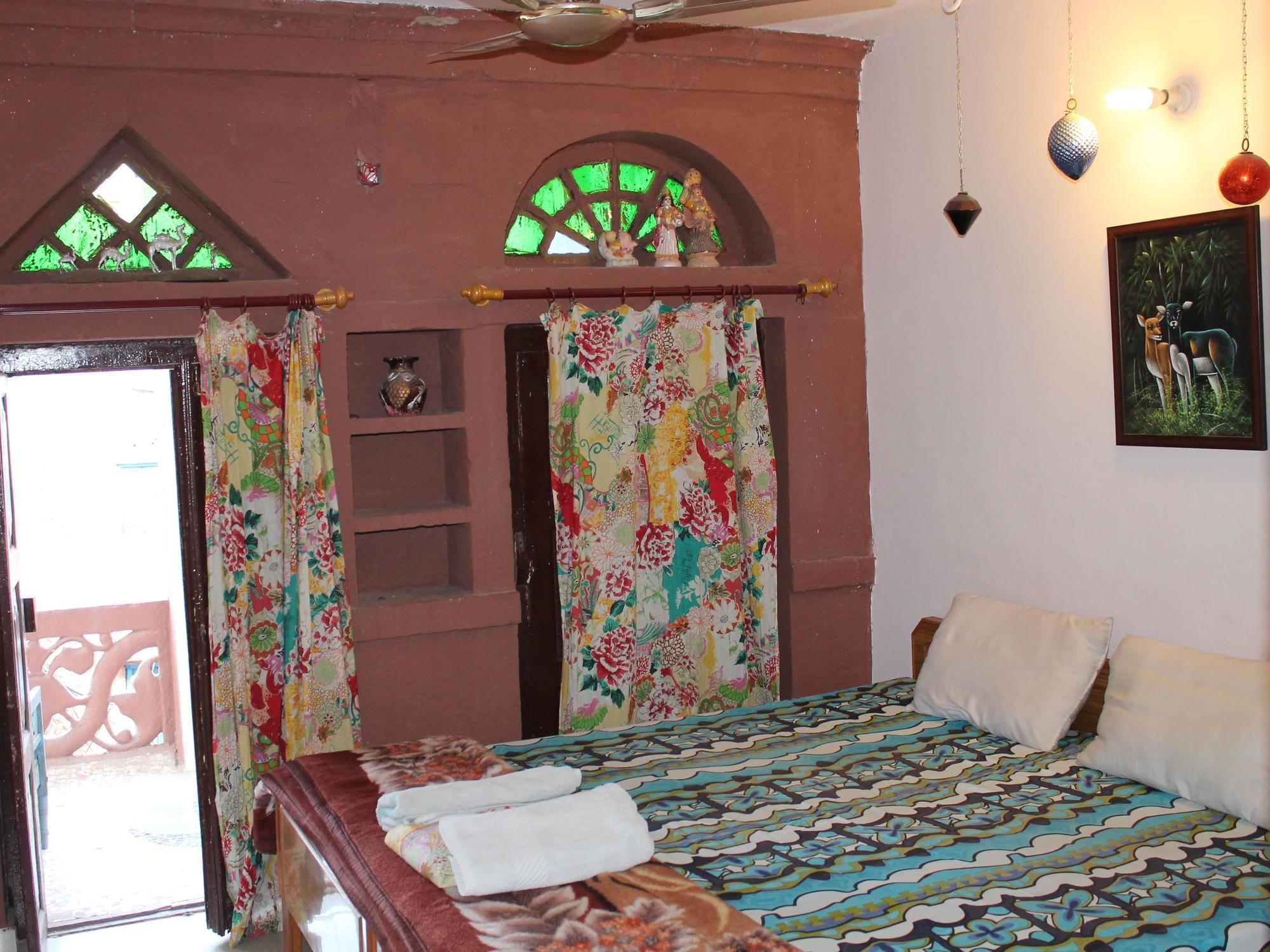 Kesar Heritage Guest House Джодхпур Экстерьер фото